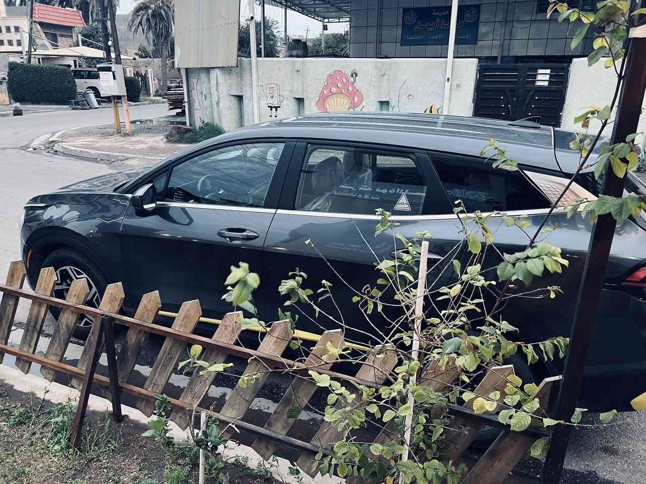 سلام عليكم سبورتج 23 شمالي بسمي حادثها جاملغ وبنيد بدون دواخل سعر 185 ***********
