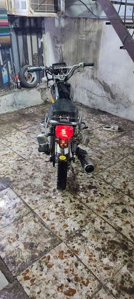 البيع ٤كير  بشرط جديد نضافة١٠٠%١٠٠ ترايك البصرة كفالة عامة وراق  ماكو ضايعة او مراوس حسب القناعة سعر 550 الف وبيها مجال مكان بغداد شعب***********
