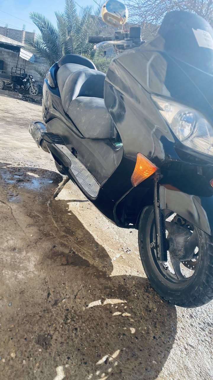 فورزا صفر8 الكير ملغي الدراجه حلوه كلشي ما ناقصها مكفوله السعر ٧٥٠             ***********
