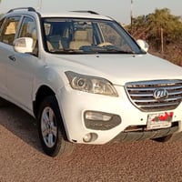 ليفان للبيع موديل2012 بيها محرك كورلا اوتماتيك سبب البيع راعيها يريد م...