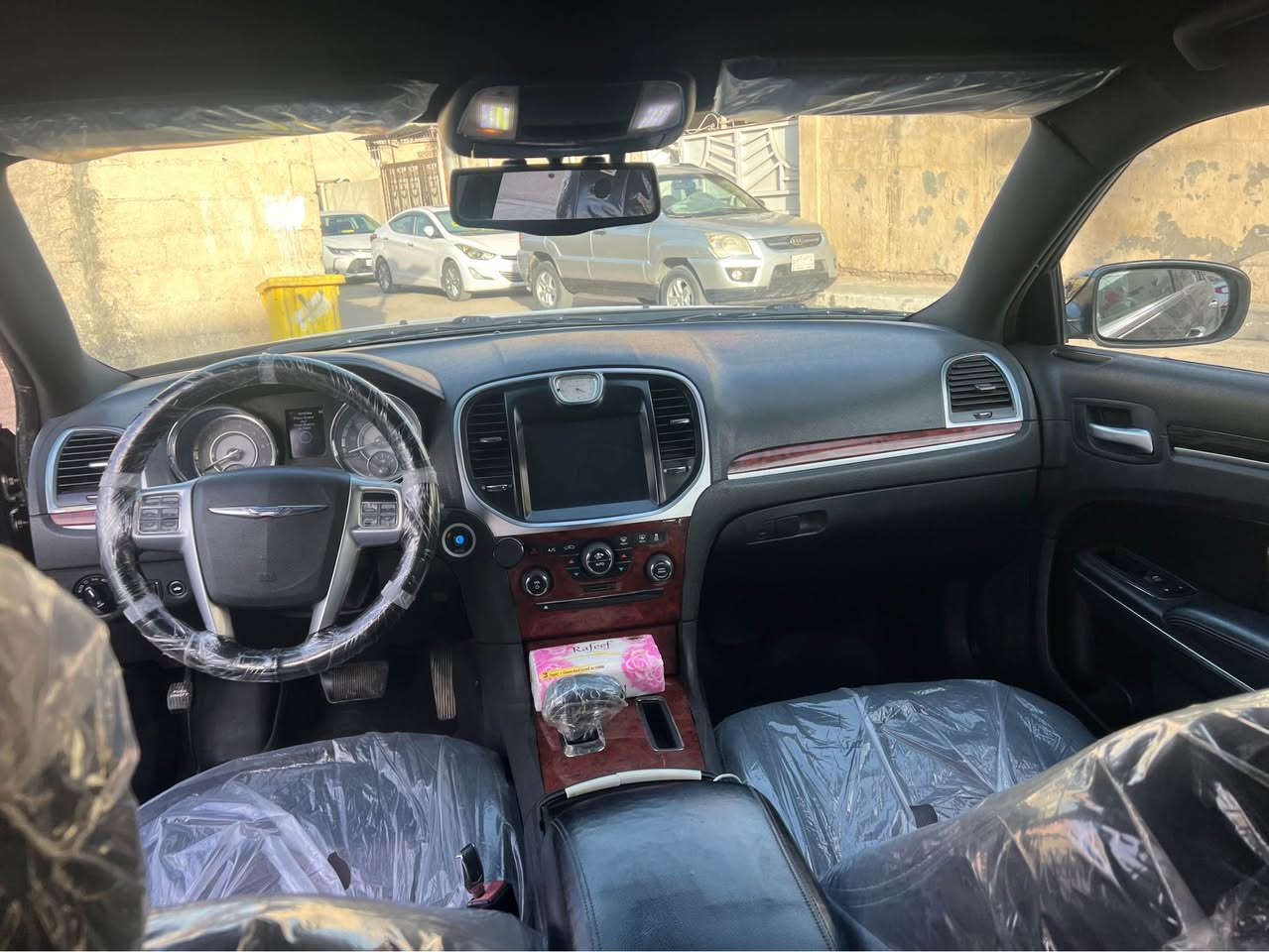 سلام عليكم اوبامه مديل 12كندي حادثه ربع بيبان سونار موجود  بلمنشور بجم كبس جاهزه من كلشي حداده تخم تاير كشنات كهرباء تتفئه خلفي امامي كير ماوس كامره دواره لايت زنون رقم ربيل الجديد سنويه نهايه ل2028 مغلف رضيه وكشنات والله يرزق الي ياخذه مكاني البصره ربع شوارع *********** البصرة, العراق
