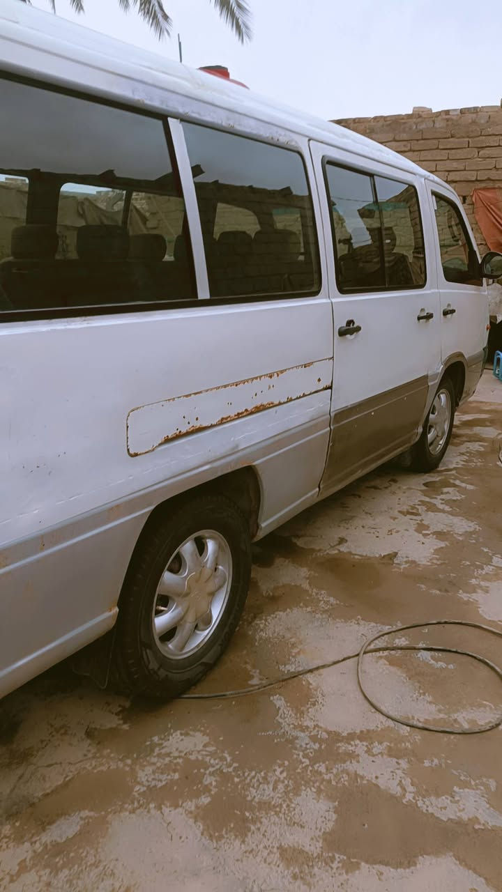 سلام عليكم ستانا للبيع موديل 96 جاهزة على 24 حباية عوزها بس صبغ مكينة كير جدد  حدادية جديدة كهربائيه كلها شغالة غرفة حلوة السعر خاص وترهم مراوس ***********
