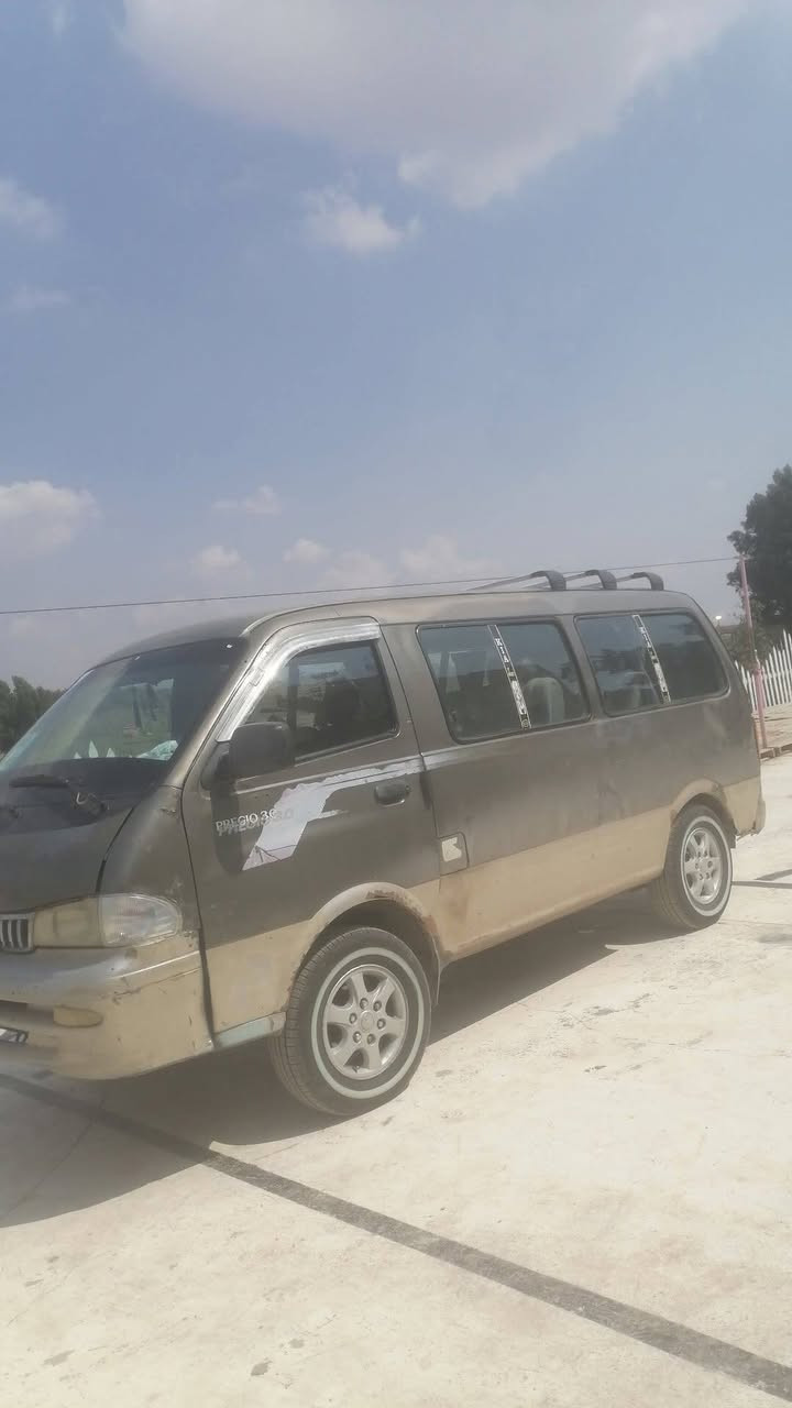 اسلام عليكم كيه بريجو مديل ٢٠٠١ رقم بغداد مصفره هيه وغرامات راعيه يمي مكينه كير حداديه تخم تاير تخم ويل باتري غرفه جديده شرط ربع ماذب عليه كبل للشارع سياره ملاحضه عوزه ربع مال حجل وصفحه الكصيره البقيه مابيه لا صبغ ولا معجون *********** سعر ٧٥ وبيه مجال حق جيه
