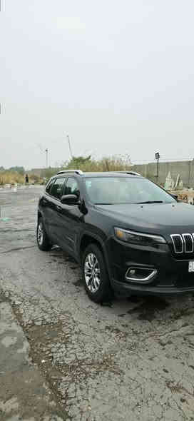 جمعة مباركة 
جيب بزون
4 سلندر 2400
ماشية 78000 ميل
موديل 2019
ضرر موضح كدامكم بصور بنيد وجاملغ عكس السائق وطخه بسيطه بالباب الخلفي عكس السائق
مواصفات 
كير 9 نمر
شاشة 
كامرة دوراة 
4×4
تحكم قيادة 4 وضعيات
لايات عدسات زنون
كشاف ضباب عدسات زنون
حواجب ليد
والباقي المعروف
سعر 130 
للاتصال ***********
