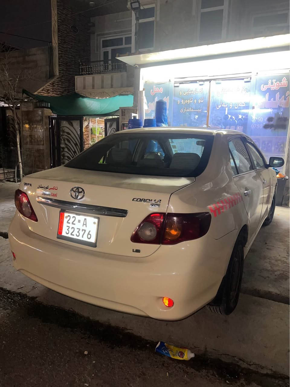 تەکسی 2009 دەپارچە رەشە جەپیکی پیشەوەی هەیە جەپیکی پشتەوەی هەیە بەس زۆر نیە بەحستەمە سەنەوی هەتا ٢٠٢٨ بەناو کردن بەشەر غرامەی580هەزاری لەسەرە هەموو شتیکی نوێ ساحریشی 127 وەرەقەو مەجالی تیدایە
*********** أربيل, العراق
