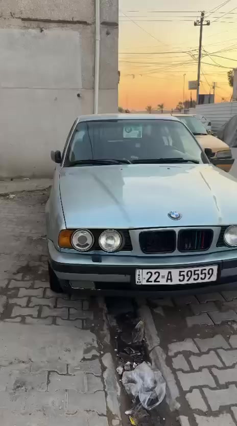 سلام عليكم
525 مسكر عدل 
موديل 90
رقم اربيل 
باسمي السياره 
مكينه وكير بالكارتون 
كهربائيات بلاديه 
سياره نقصها تبريد و صدر خلفي فقط 
مكاني بغداد الجديده 
***********
السعر 72 وبيها مجال
