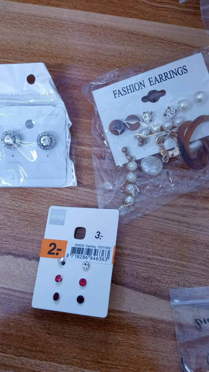 اكسسوارات وزن مشكل سوارات محابس گلايد فضي ذهبي وبأسعار مناسبه ليحب يدخل خاص .. هاي جزء من البضاعه


**إذا كنت صاحب هذا الإعلان وتريد حذفه لأي سبب، رجاءا أرسل رسالة إلى الدعم الفني**