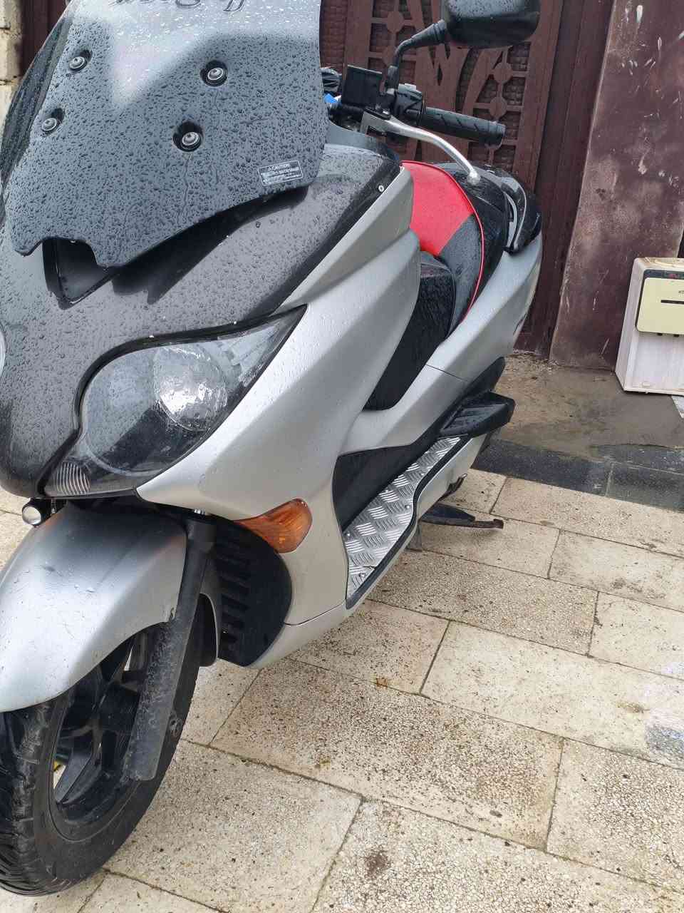 يا الله سلام عليكم
متاح فورزه 0/10
لو رصاصي موديل 2010
نضام ABS
كير وليسه عميه 
شلعه معدل شك لكاع 
ضافه شاشه برادو حجم 10انج
مكفول كماله عامه 
سعر 12 قفل بدون تعامل 
ميعجبك سعر اكو غيرها 
مكاني ديالئ بعقوبه  وحيانن بغداد 
منواجد 
رقم ***********اسيا 
رقم ***********اثير
