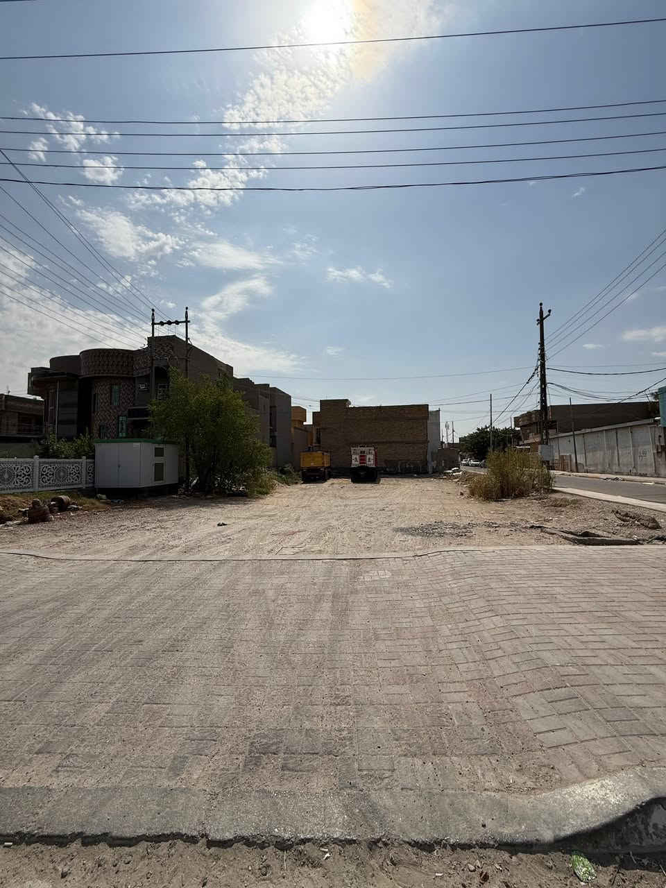 إلى اصحاب المشاريع
قطّعه تجاريه للاستثمار في الفلوجه 
قرب متنزه لاند سكيب مساحه 450 متر 
ركن للإيجار للتواصل 
***********
***********
