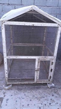 شباب قفص تسكام نجاره  شغل درجه اولى الارتفاع متر وستين  السعر ٨٠ وبي م...