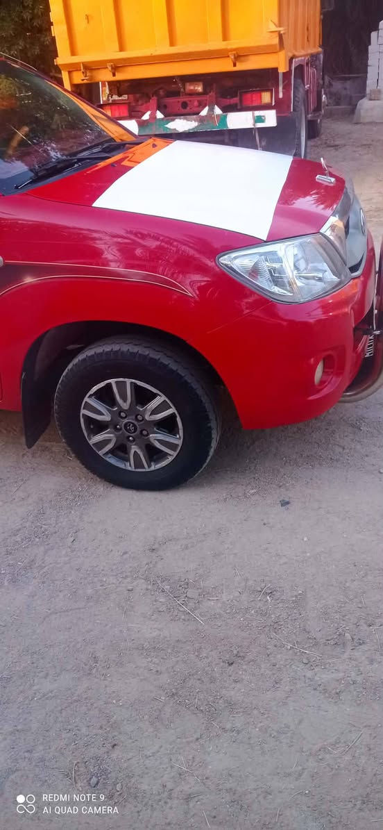 للبيع موديل 11مكفوله السياره من عدا شبر يم البك لايت لايسر 
تخم تاير محرك وكير وحداديه كفاله عامه 

رقم بغداد المالك يمي مكان السياره السماوه 
السعر اتصل  ***********
