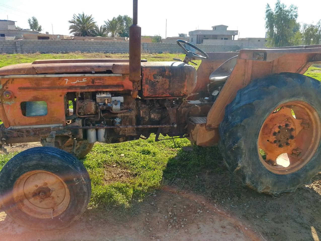 السلام عليكم  للبيع تركتر عنتر رقم او سنوية  كير  محرك شرط نكره سلف  اكسل شرط  تايرات نص عمر العنوان كركوك  السعر 2700 ///***********
