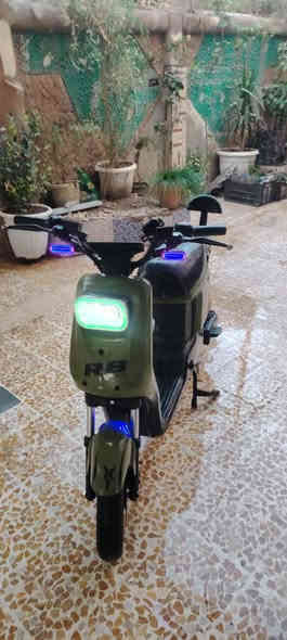 السلام عليكم مطور لبيع شحن مديل 2025 خمسه بطريه السعر 425 وبي مجال مكان رشديه رقم ***********
