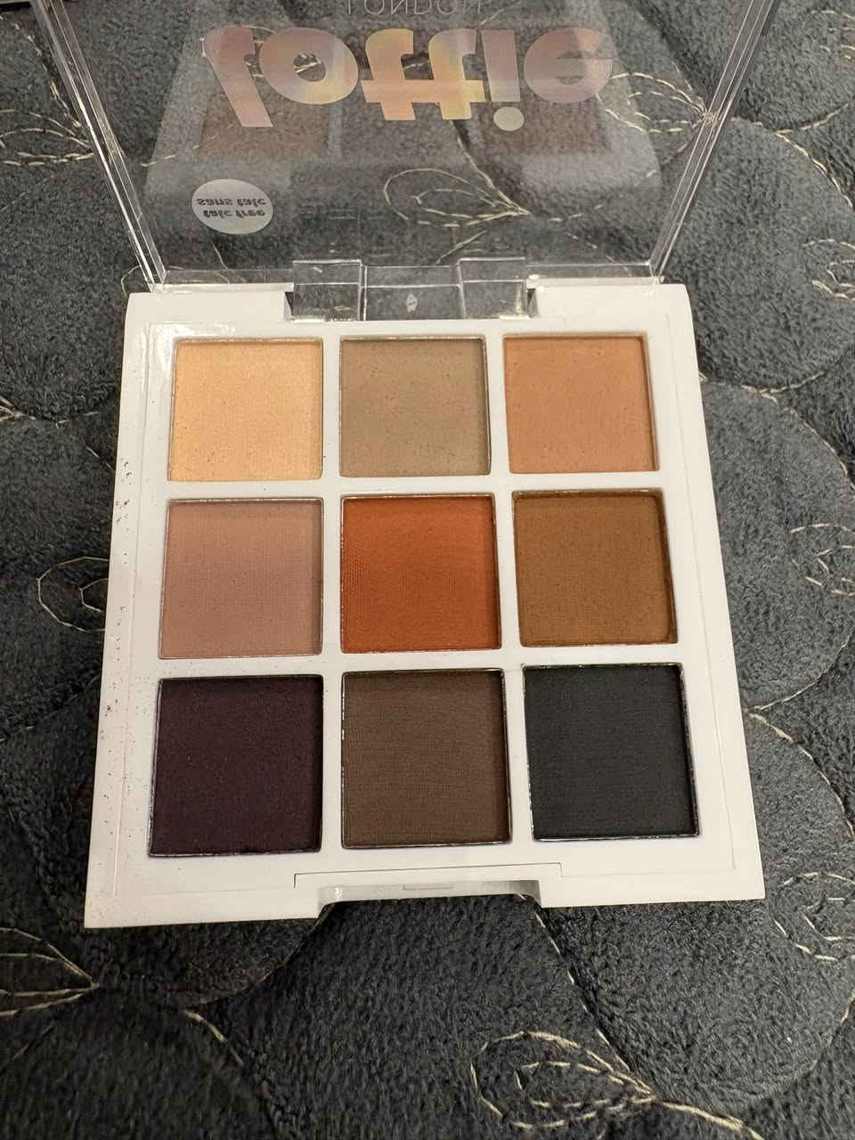 مكياج اصلي باركود القطعه من ٢-٣-٤ توصيل متوفر


**إذا كنت صاحب هذا الإعلان وتريد حذفه لأي سبب، رجاءا أرسل رسالة إلى الدعم الفني**