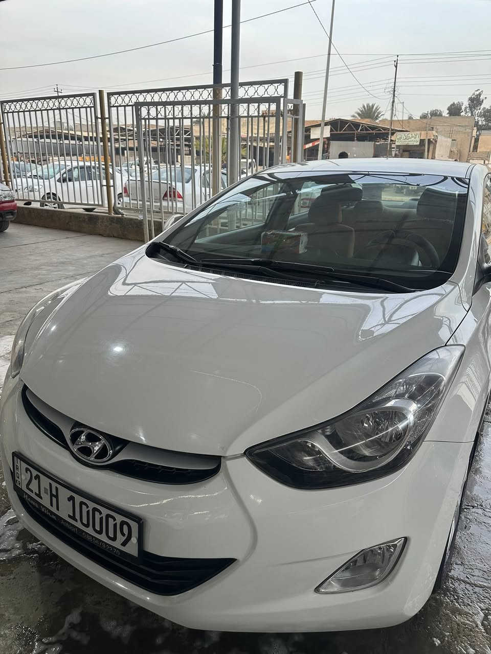 النترا 2014 ماشيه ٧٩ حقيقي سياره جديده على وضع الشركه سبير مانازل
رقم مميز سليمانيه مكفوله من الصبغ فقط قطرات حالوب ناعم فقط بلقماره 
مكينه 1800 مكان سامراء 
سعر ١٤٢ مجال قليل للاستفسار ***********
