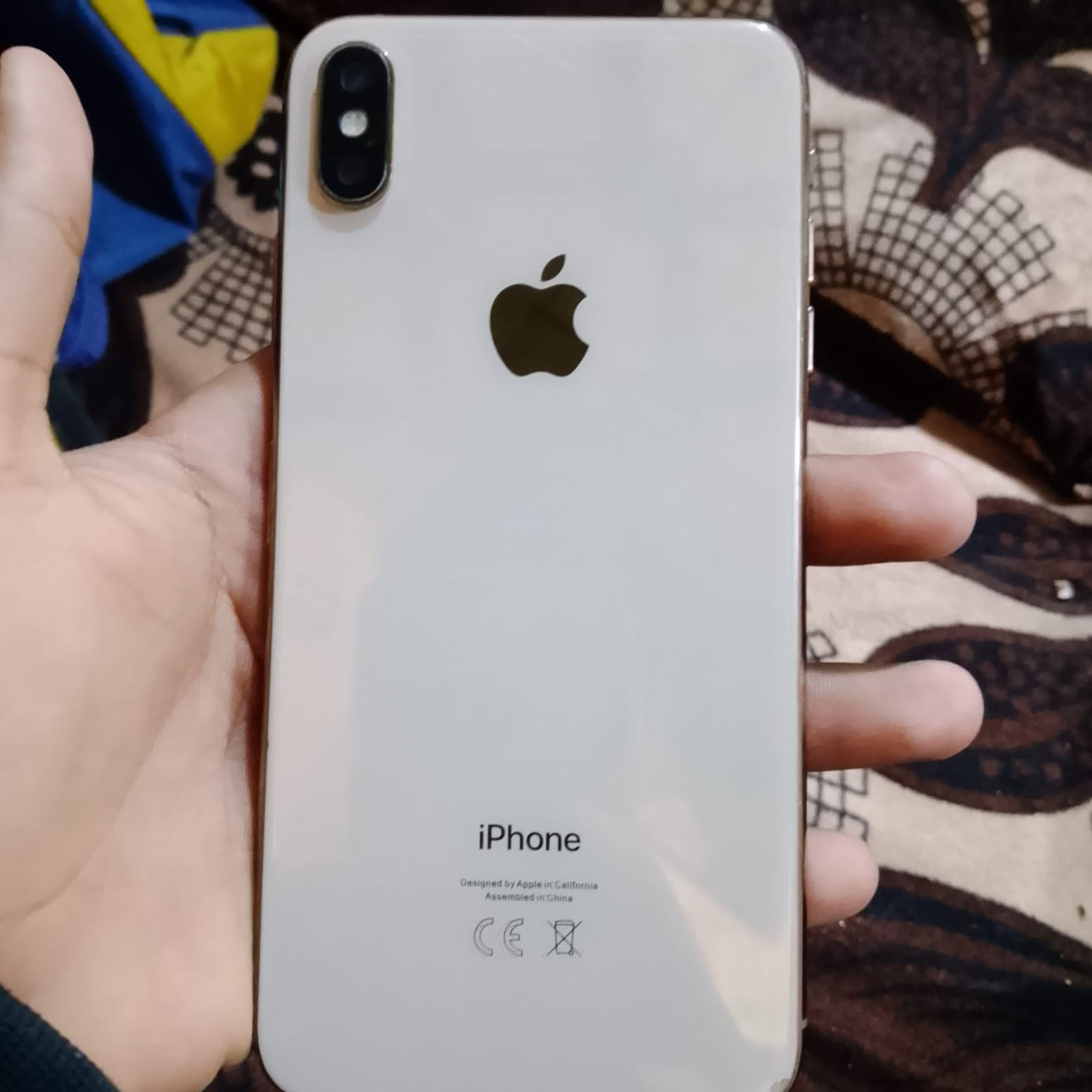 السلم عليكم 
اكس ماكس 
ذاكرة 256
بطارية 97
كامرات الخلفية تشكل 
دكم تعلي تشكل 
مراوس باي جهاز 
تواصل خاص


**إذا كنت صاحب هذا الإعلان وتريد حذفه لأي سبب، رجاءا أرسل رسالة إلى الدعم الفني**