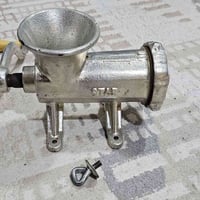 مثرامة يدوي • ثقيل • حجم كبير