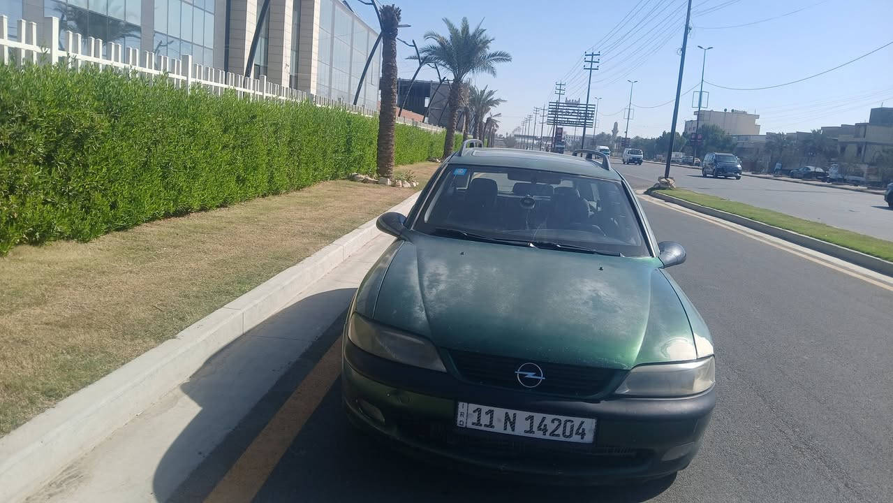 موديل1998 كير اتوماتيك بدون صبغ السياره كامل المحرك 2000 كامل حداديه وبدلات السعر46
***********
