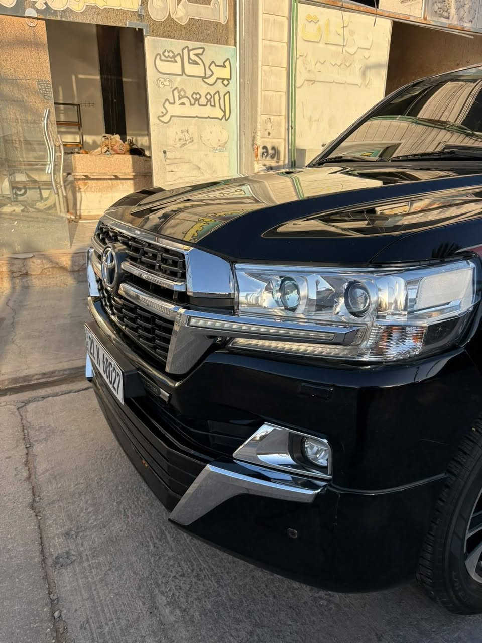 السلام عليكم

لاندكروز 2021 للبيع ماشيه 61 كم حقيقي

سعر 490

1- فتحة 🕳️

2- بصمة 🔐

4- حساس خلفي وامامي 🎶🔊

5- ثلاجة 🥶

6- كرسي كهرباء ⚡

7- شاشه 

8- كامرة

9- 8 ايرباك

10- اوتو دم 

11-دفع رباعي + دبل ماوس 

12-  زراك لايت +مري شفط +7 راكب

13- تخم تأير جديد 

حجم المحرك: / 6 سلندر  

ملاحظة //  السيارة كفالة ماعدا الدعاميه 

 الاستفسار ‭***********@

