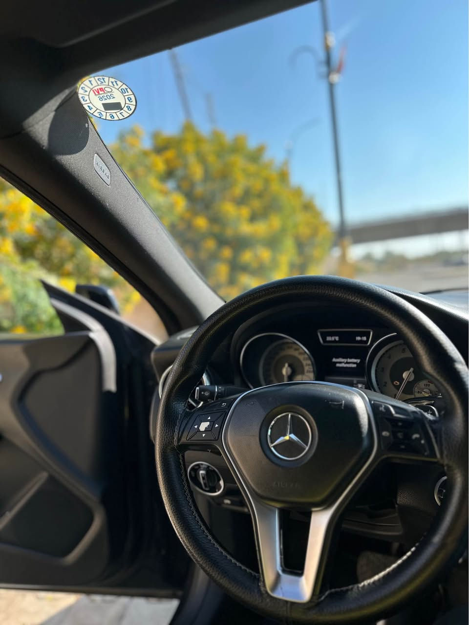 السلام عليكم مارسيدس CLA بدي ٢٠١٤ AMG مواصفات الماني محرك 4 سلندر  فول مواصفات ما عدى الفتحه  السياره ضرره فقط مقدار شبر باب خلف السايق بدون حادث 
سنويه جديده  لحد 2030مع هزه جديده رقم دولي 
السعر ١٤٢$ وبيه مجال حقه الجيه 
استفسار اتصال ***********
اسيا ***********
العنوان صلاح الدين
غير متواجد ع فيس تكريت, صلاح الدين
