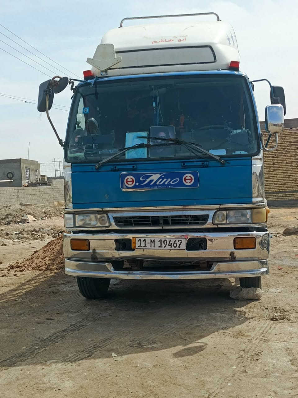 السلام عليكم
سياره للبيع هينو طيره مكينه 80 عادي تخم تاير 19 ونص والاماميات 17 ونص سته وربع رقم نگليزي سنويه للثلاثين تحول مباشر بسمي
  ما متواجد ع الفيس 
الرقم التليفون ***********
