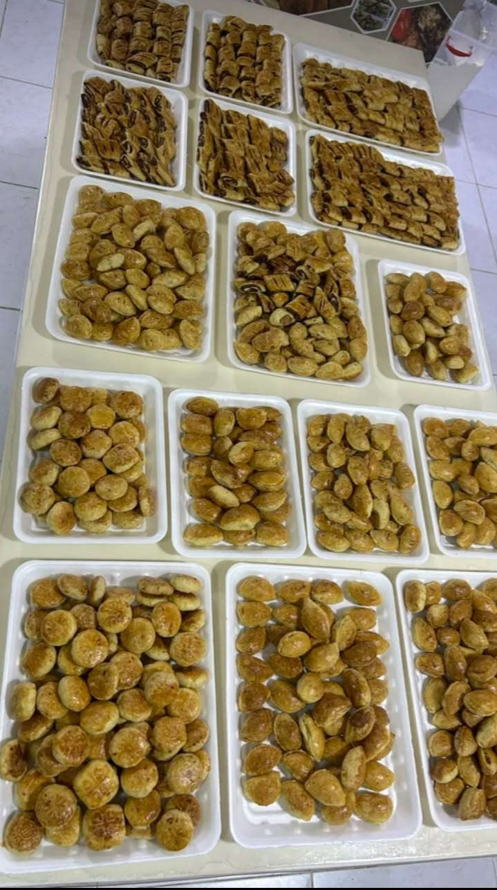 کولیجە ناسک و بەتامەکەمان بەردەست
یەکجار لیبخۆ و دەجار ڕەحمەت بنیرە 
هەموو ڕۆژی فیدباکی موشتەریەکانمان لە ستۆریە 

 بە جملە بۆ دوکان و مارکیتەکان ئەتووانن داوای بکەن بەنرخیکی گونجاوو

گەیاندن بەردەستە تاکو بەردەم ماڵەکەت 

کەلار
***********
