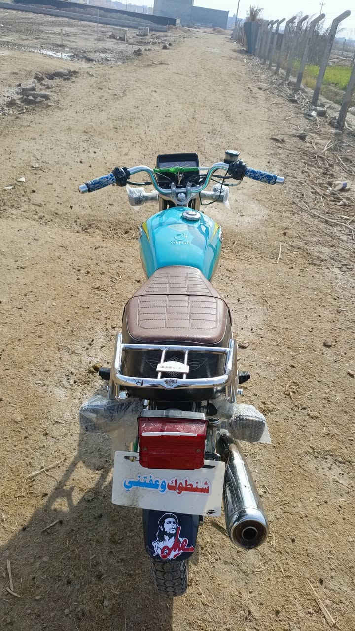 سلام عليكم موطور إيراني موديل ٢٣موطور خير من الله برغي ما ناقصه محرك سبانه ما ممدود عليه كله شغال العنوان حي الجولان‏‪***********
