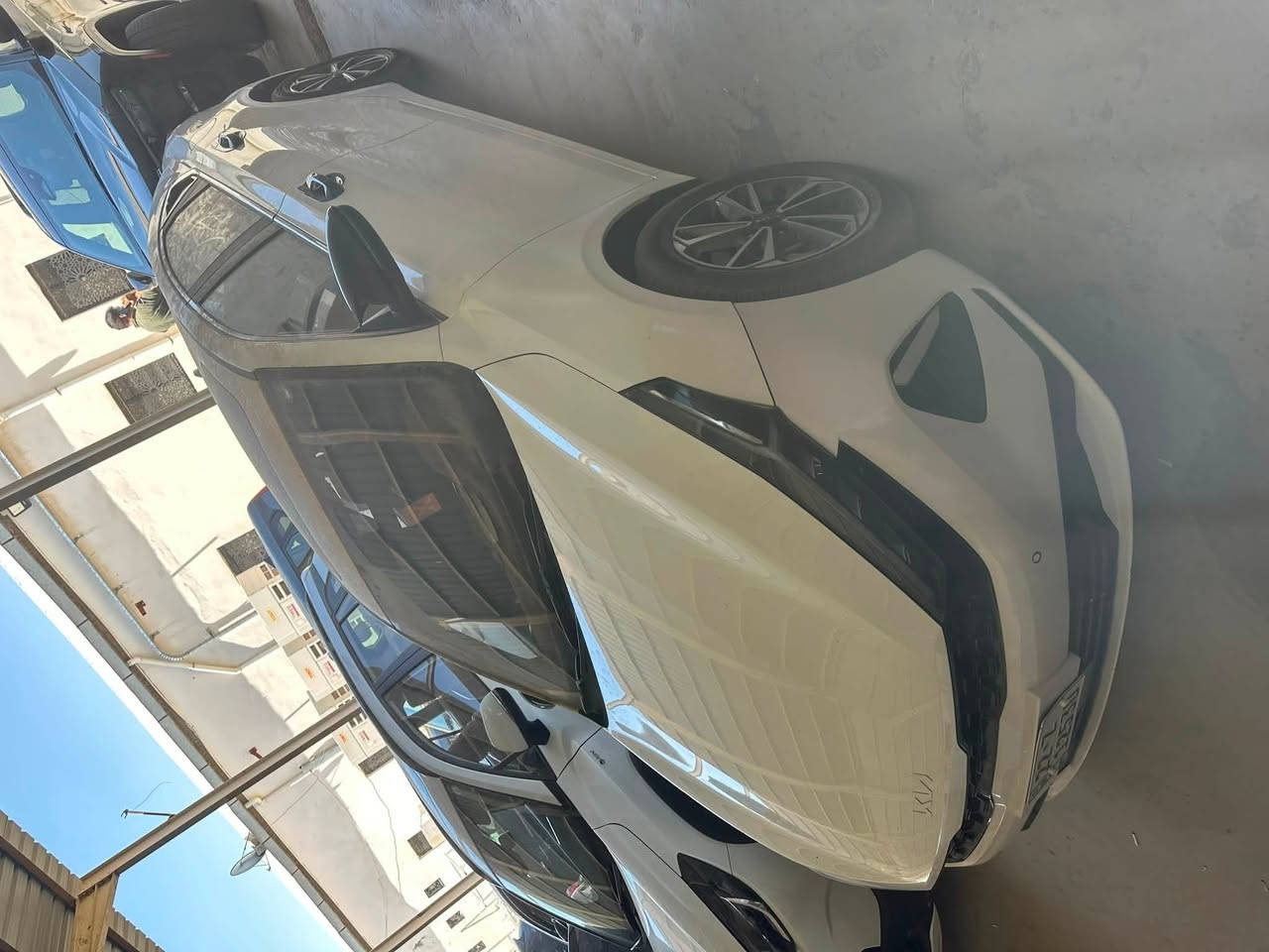 للبيع فقط كيا سيراتو k3
2023 فوول مواصفات 
محرك 1500 دبل نوزل
رقم اربيل الدولي ب اسمي تحويل فقط
ماشيه 26KM
فتحه سلايد طكتين
فوول تحكم ستيرن 
كير طياره هاند بريك بصمه
بصمه تشغيل ويدات بصمه
السياره جديد وماخذه ع ايدي زيرو مابيه كل نقص بيه فقط دعاميه الاماميه مكسوره وبدلته بوحده جديده نفس اللون والقديمه موجوده بدون اي اضرار داخليه 
مكاني بغداد الدوره 
‭***********
السعر 142 وبي مجال بسيط

