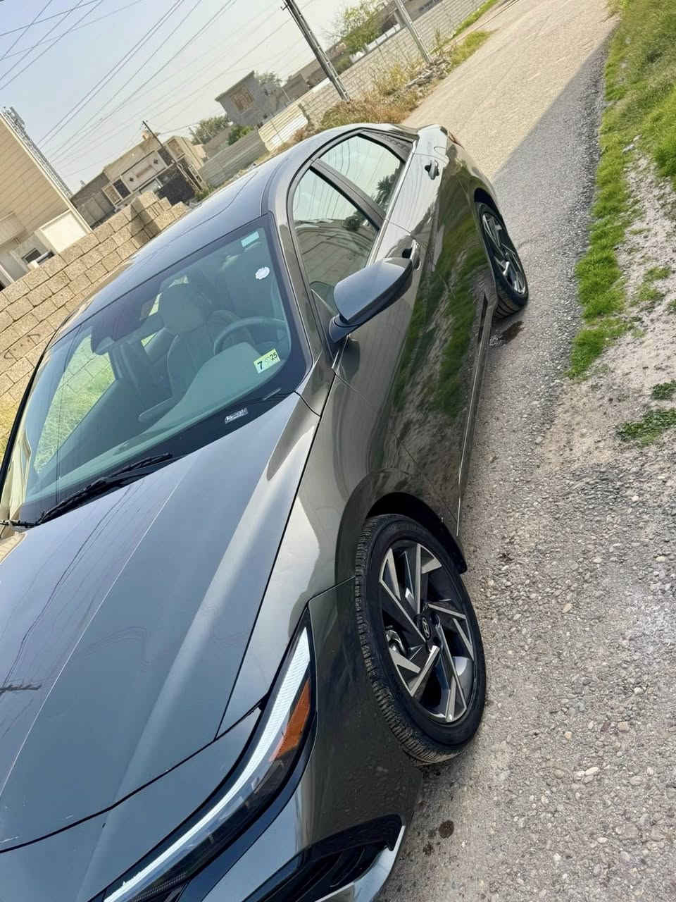 السلام عليكم النترا 2024 وارد امريكي حادثها جداً بسيط فقط بارد بل بنيد والباقي مكفول السيارة فول موصفات ماشية ١٨ الف السيارة رقم انبار معوقين اتكفل بيها تحويل  و اسوي وكالة للمشتري موصفات بصمة فتحة شاشة متصلة شاشة دجتل كامرة خلفية حساسات كشنات تدفئة وباقي الموصفات المعروفة السعر 160 وبيها مجال حك الجية المكان بغداد التاجي رقمي ***********
