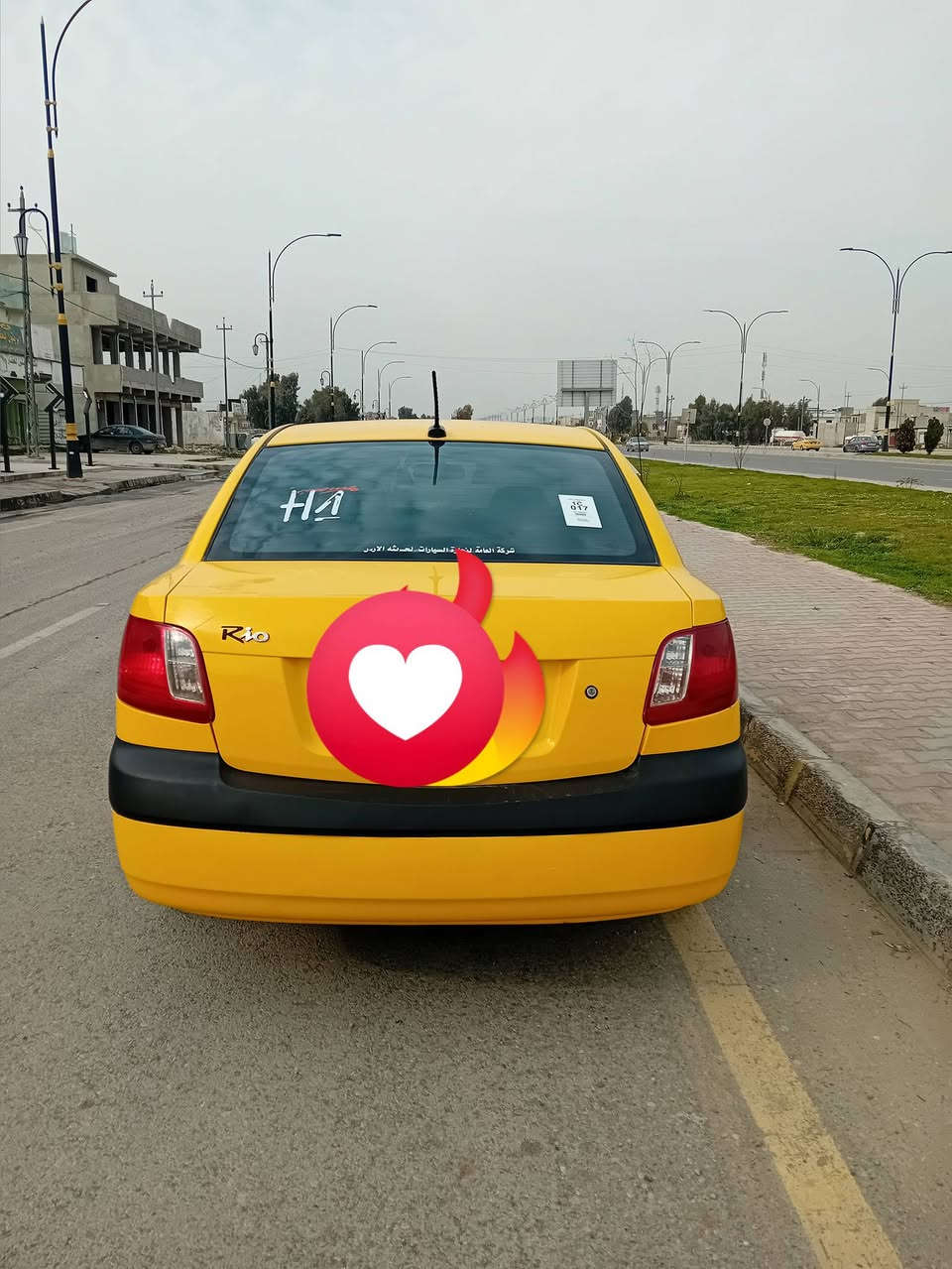 كيا ريو  موديل 2009. رقم بغداد  مصطره اني شرعي  هيئه  غرامات صفر صفر  منضومه  غاز  كير محرك  شرط التصال ***********
