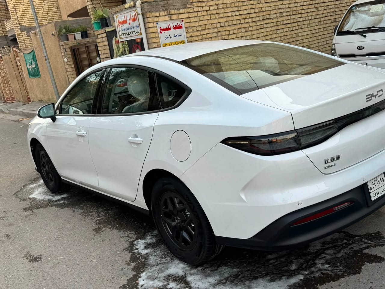 سلام عليكم للبيع بي واي دي سيل 5 بدون رقم زيرو سياره ماشيه 600 كفاله من الزلغ الاتصال *********** 
$19250 وبيهه مجال شي بسيط
