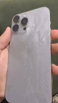 آيفون ١٦ برو ماكس • ٢٥٦ • ظهر مكسور