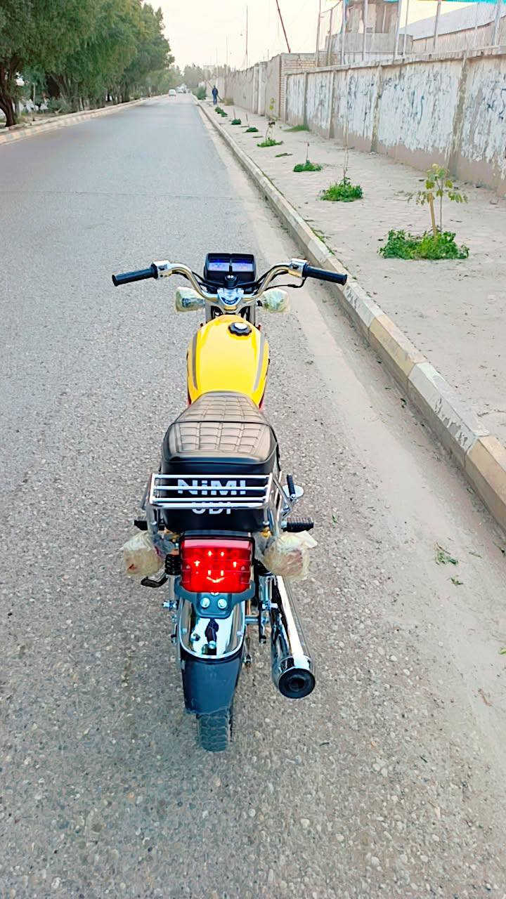 سلام عليكم نامة مديل 2027 سكنر 6 اوراق ثاني تبديلت دهن صارلة 15 يوم من طالعة من المعرض مكان كوت سعرها 750 وبية مجال شراي اتصل وتدلل ***********
