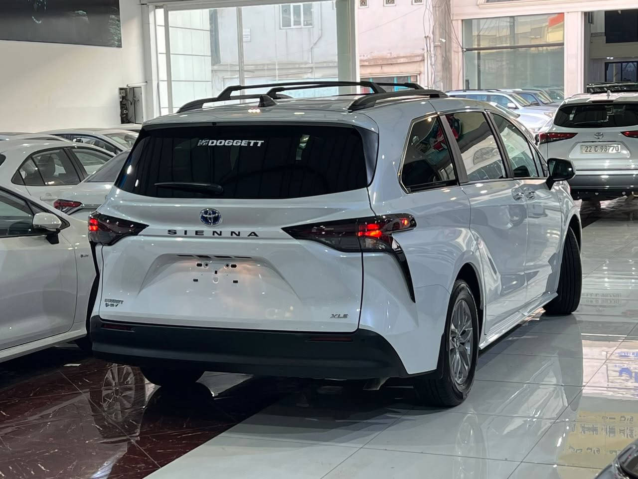 تويوتا سينا
موديل : 2025
ماشي : 900 ميل
السيارة : بدون رقم يترقم الشمالي
السيارة : بدون سبوغ
محرك : 4 سلندر بنزين + هايبرد
حجم محرك : 2500
مواصفات : XLE فول مواصفات
عنوان : اربيل داخل معرض/شركة سامان ابراهيم محمد
***********
***********
