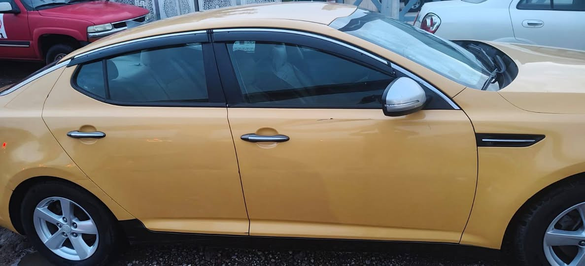 سلام عليكم ابتمه 2012 رقم بغداد بسمنه سياره جديده على ادينه من الشركة امريكي حادثهه خشم بدون لا شاصي ولا ايرباك طخه خفيفه مكفوله من الضربه ولحار مصفره هيئه كير مكينه تبريد تدفئه كله جديد تغيرات جدد كهربائيات مملعوب بيهه الشركه حته فيوزات مال الشركه مامبدله بالعافيه عل ياخذهه سعر 90 وبيهه مجال رقم استفسار ***********
