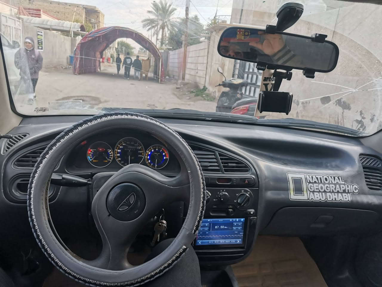 اسلام عليكم دايو لانوس موديل 2001رقم بغداد بأسمي تحويل ثانيوم شاشه +تبريد + سستم سماعلت كير عادي *********** رقم الهاتف  سعر 36 وبيها مجال  المكان بابل
