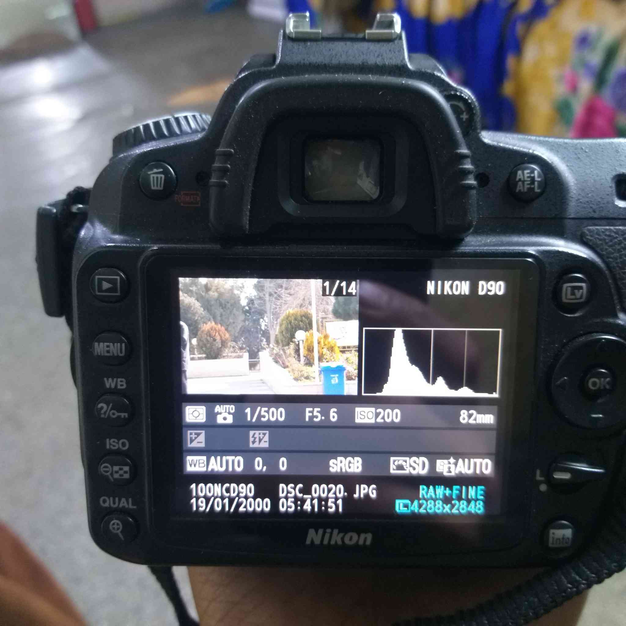 السلام عليكم هاي للبيع لان محتاج فقط شتر عاطل بس تشتغل ونظيفه وكامله


**إذا كنت صاحب هذا الإعلان وتريد حذفه لأي سبب، رجاءا أرسل رسالة إلى الدعم الفني**