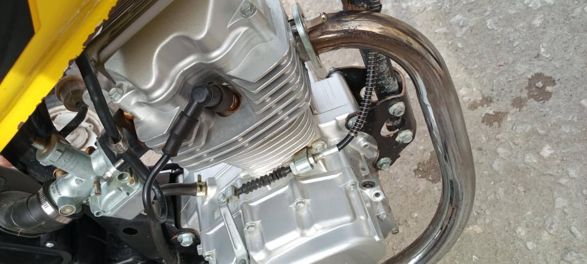 سلام عليكم دراجه نامه البيع. دراجه نضيفه.   مكينه ما مفتوحه بس ولفات  دراجه كلك  بس رقم شاصي ما بيهه الكاتب وياك عن السرقه.  مكاني سماوه السعر 550  مو شراي لا يتعبني


**إذا كنت صاحب هذا الإعلان وتريد حذفه لأي سبب، رجاءا أرسل رسالة إلى الدعم الفني**