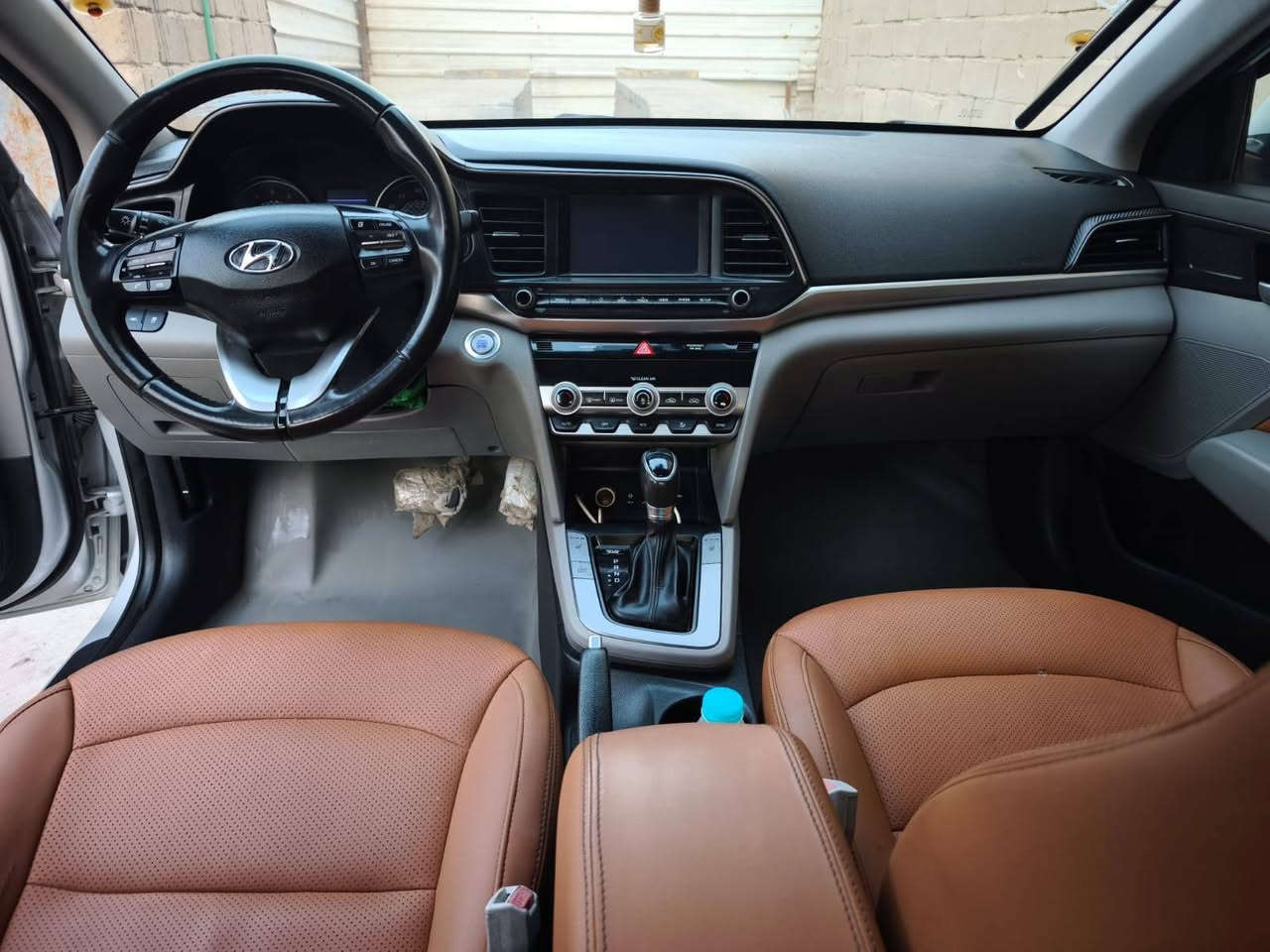 النترا موديل 2019 محرك دوش كير اي تي 
رقم ذي قار دولي  حره تحويل ثاني يوم
فول مواصفات السياراه 
بصمه 
الابواب بصمه 
ترحيب ذكي 
الصندوك بصمه 
ثلاث انظمة قيادة 
تدفئة كشنات اماميه 
شاشه الحجم الكبير بلادي كار بلي 
نظام نقطة عمياء 
فتحه سلايد
رادار امامي
رادار جانبي
 
نظام تحديد مسار
تثبيت سرعه 
تبريد قطعتين 
ماشيه ٦٥ الف ميل 
وارد امريكي طرف البنيد 
البنيد مصبوغ بس
لايتات زنون منضوه لكزز
شاشه قارئه الأعطال
السعر $140
الشراي يتصل وبخدمتة ***********
العنوان /البصره
