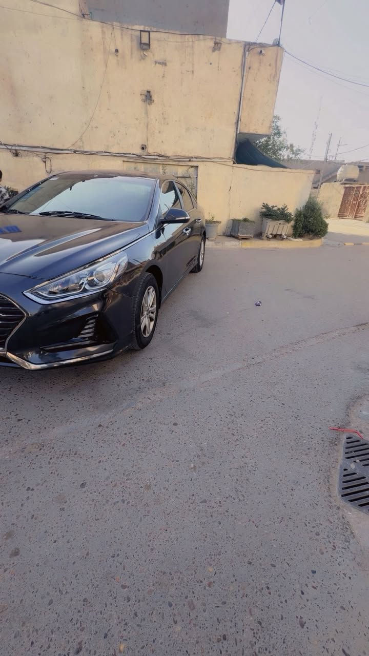 سلام عليكم 
أدوات أدوات أدوات 
سنواته 19
سياره فول ما عده الفتحه
سياره وارد كوري 
مكينه إلفين قطرق بنص المرقوبه 

سيار ماشيه 16K
سعر ***********

