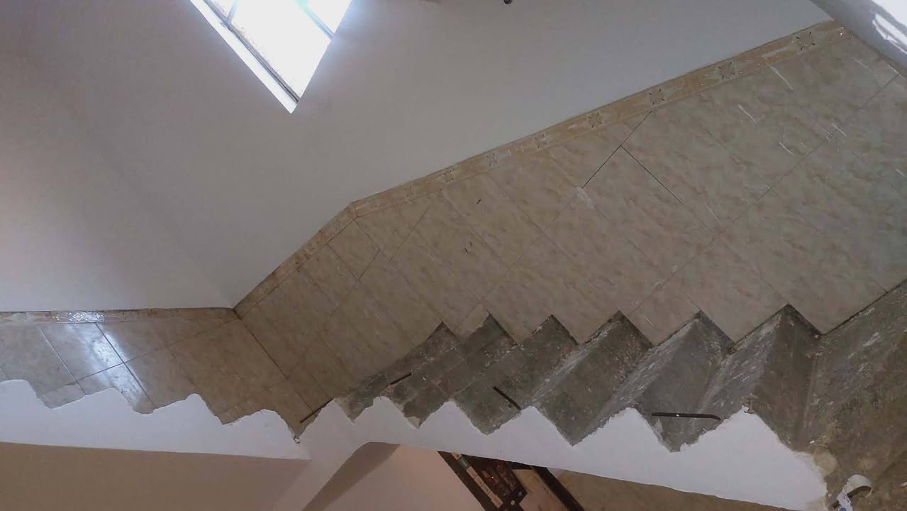 الدار اللببيع مستعجل.  بيت 200 متر طابو صرف  بناء حديث درجه أولى منطقه حلوه مرتبه بناء طابوك جمهوري صب مركزي بناء طابق واحد  غرفتين. واستقبال. وصاله. مطبخ. وصحيات داخليه وخارجيه. وبي ساحه.  كربلاء. حي النضال. ***********  اني صاحب البيت  سعره 130  ومطلوب عقار اقل م̷ـــِْن 15    نقد 115سعر
