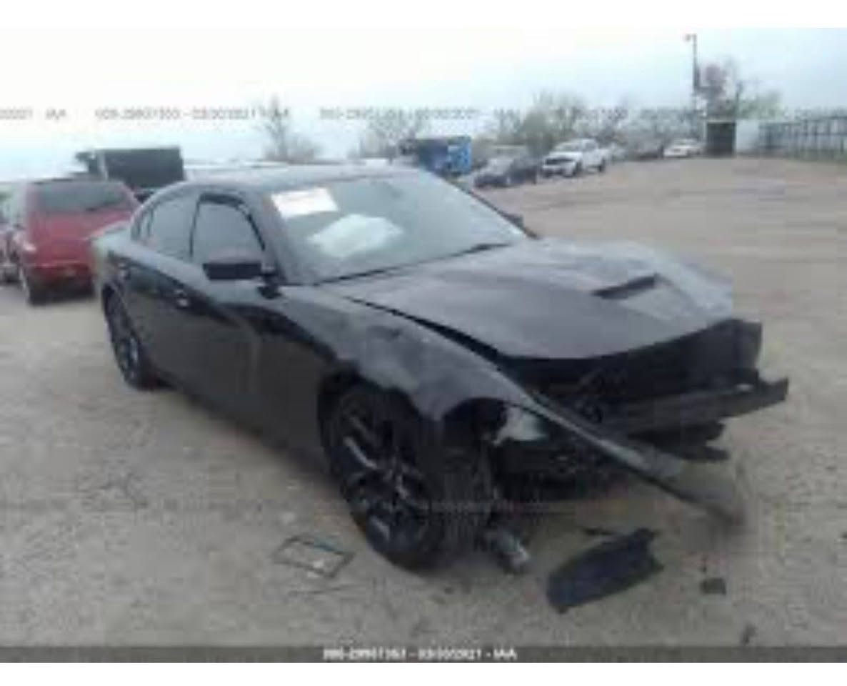 السلام عليكم
للبيع 
جارجر RT 
محدثه كت كامل SRT 
كزوز كامل هيلكات سعره 30ورقه 
برمجه السياره بل كامل 
برمجه اكزوز هيلكات 
ماشيه 70ميل 
***********
احمد ابو صادق 
الشراي ينتصل وبي خير ودلل
