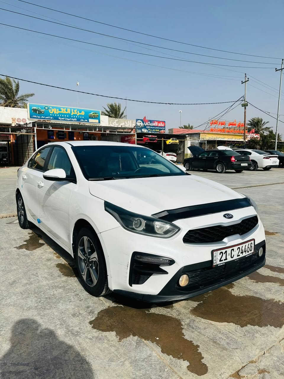 السلام عليكم سيراتو 2019 خليجي
مكفوله كفاله من الصبغ والتبديل بيها مكانين بارد 
ماشية 120 رقم سليمانية تحويل وكاله سنوية لل 29
موصفات تبريد قطعتين مري شفط داخل لونين كشنات جلد  بكلايت لد 
حساس وكامره وشاشه وتحكمات مكينه 1600 دوش المرغوب كير ايتي مكينه وكير ع وضع الشركه السعر 147بيها مجال جدااا بصيط العنوان واسط العزيزية ***********
