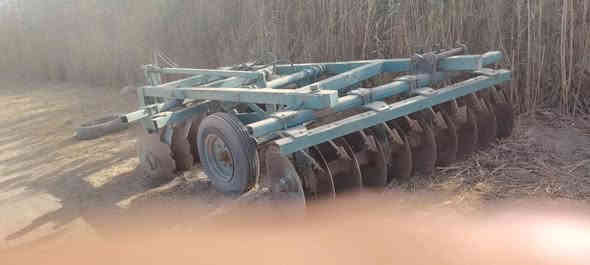 سلام عليكم دسك عمل  لبيع حجم 20تصل ***********.   لمكان واسط شحيميه
