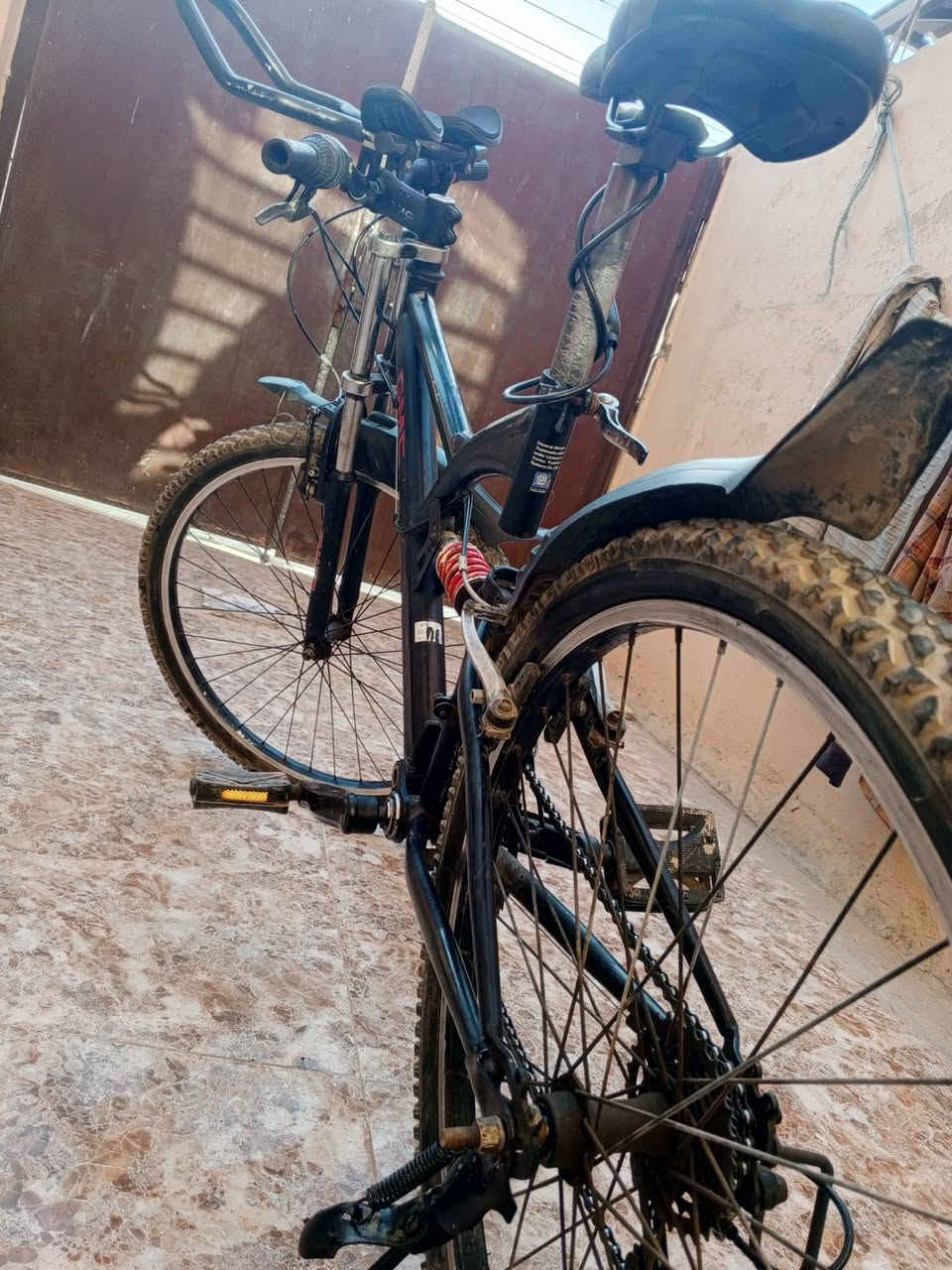 بايسكل GMC أمريكي أصلي
⚙️ كير 7 نمر
🛑 بريكات شرط
🛞 دبلات قدّام وورا
✅ فول بايسكل كامل وجاهز للاستخدام
الحالة: شرط / نظيف جداً
💰 السعر: 60
⏱️ بيع مستعجل
📍 العنوان: حي الانتصار
رقم ***********
