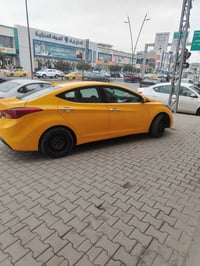 النتره مضلع كندي • ٢٠١١ • محرك ١٨٠٠