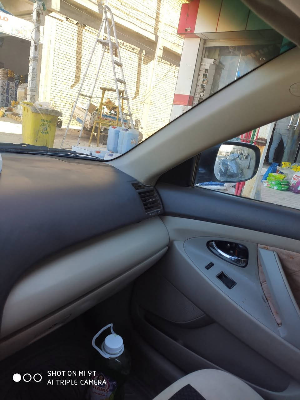 كامري امريكي 9 ، بيه صبغ كم قطعه ابيع حزام ، محرك و كير ، خير من الله
السعر 70 و بيه مجال ***********
