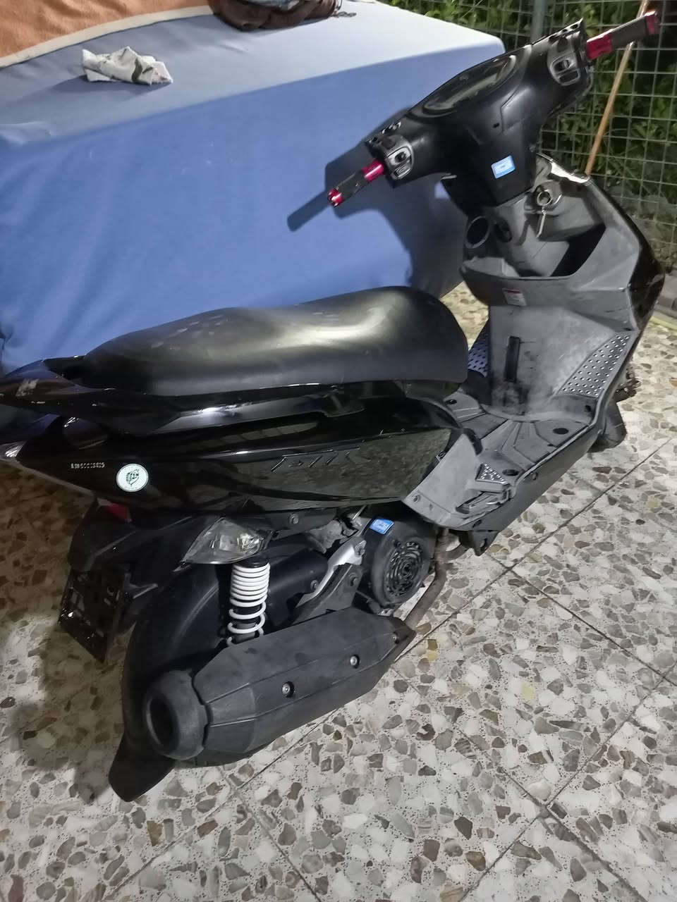 سلام عليكم ورحمة الله جي تي ار نوزل كفاله عامه ما عده الكفر الأمامي شويه متعوب باقي دراجه شلعه معدل ماشيه ٣٨ سعر الدراجه ٩٠٠ الف مكاني نجف كوفه *********** واتساب
