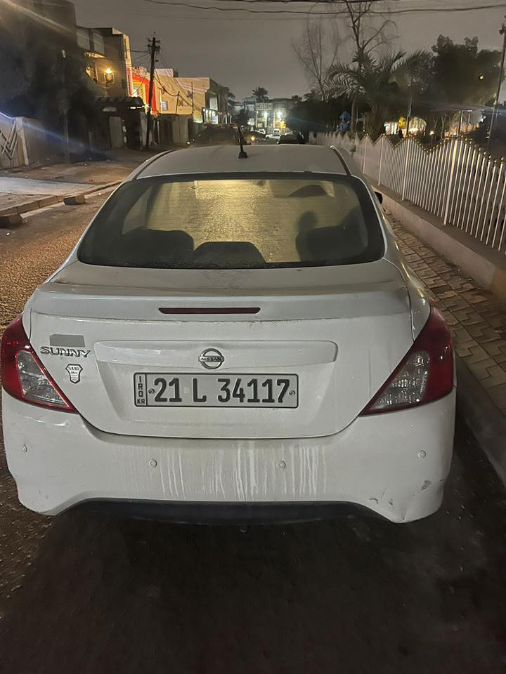 سلام عليكم نسيان سني مصري موديل 2024 رقم سليمانية وكالة ماشية 30 الف على ايدي ماخذه زيرو السيار
السيارة بيها 
1 شخط صغير بالقمارة موجود بالصور
2-خسفه بالباب هم صغيرة وماتبين اصلا
3- طخه خفيفه بالجانب موجودة بالصور
عدا ذني السيارة مكفولة وعلى ايدي 
السعر 117 ورقة
مكاني بغداد حي الامين
رقم ***********
