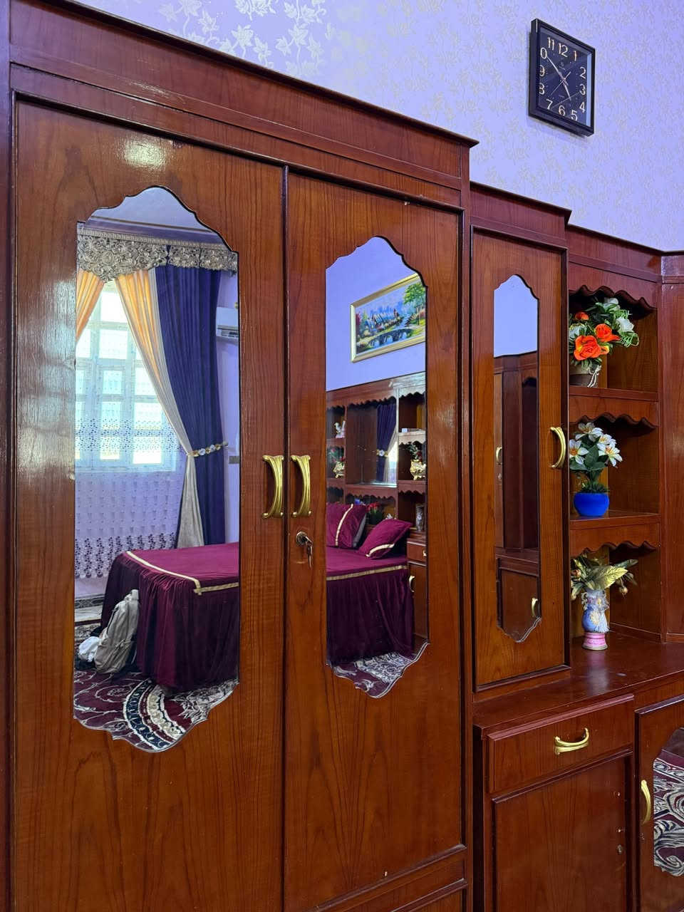 غرفه نوم صاج حطاطه نضيفه جداً للبيع الاتصال على الرقم *********** ابو محمد الخط مفتوح من ٩ صبحاً الى ٩مساءً
